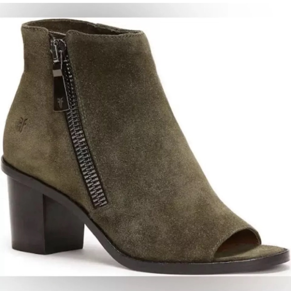 FRYE Women’s Brielle Zip Peep Toe Bootie Boot Forest Size 5.5; in original box
